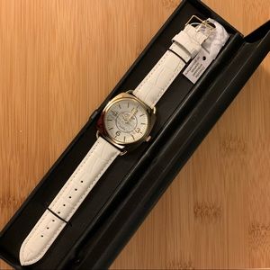 🔥MOVING SALE🔥 WORKING Gossip watch in case